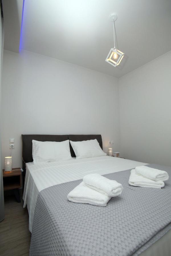 Aparthotel Sunsetperamos à Néa Péramos Extérieur photo