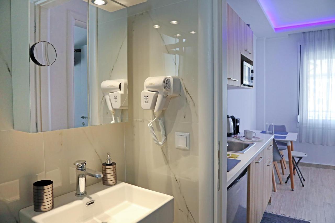 Aparthotel Sunsetperamos à Néa Péramos Extérieur photo