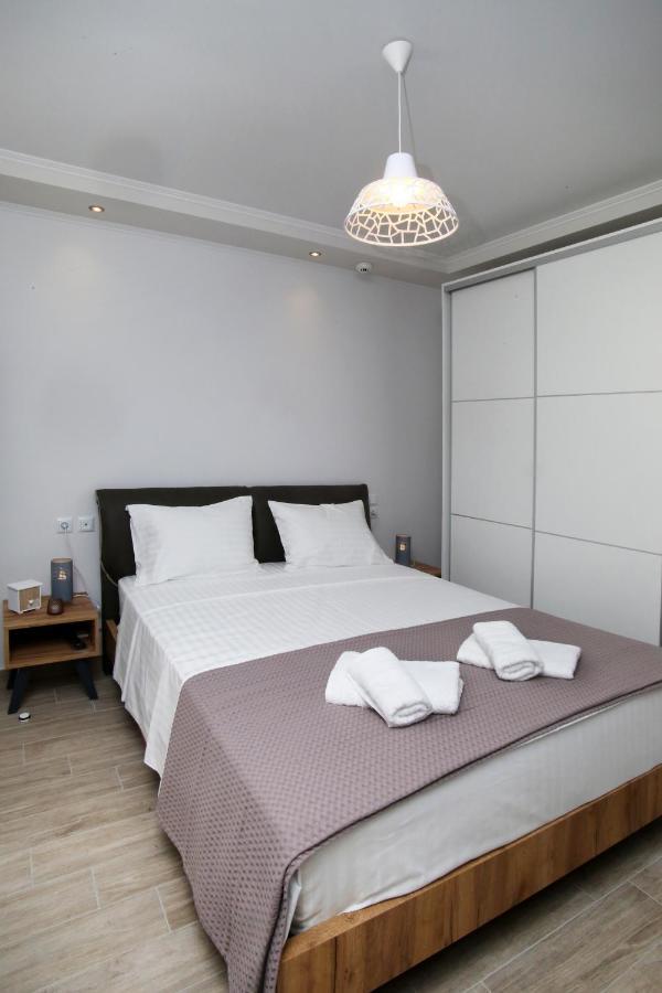 Aparthotel Sunsetperamos à Néa Péramos Extérieur photo