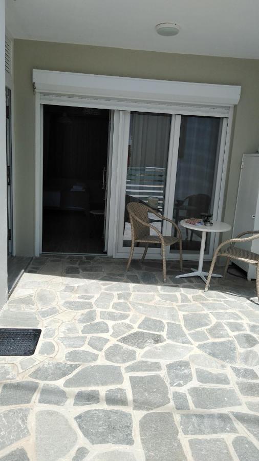 Aparthotel Sunsetperamos à Néa Péramos Extérieur photo